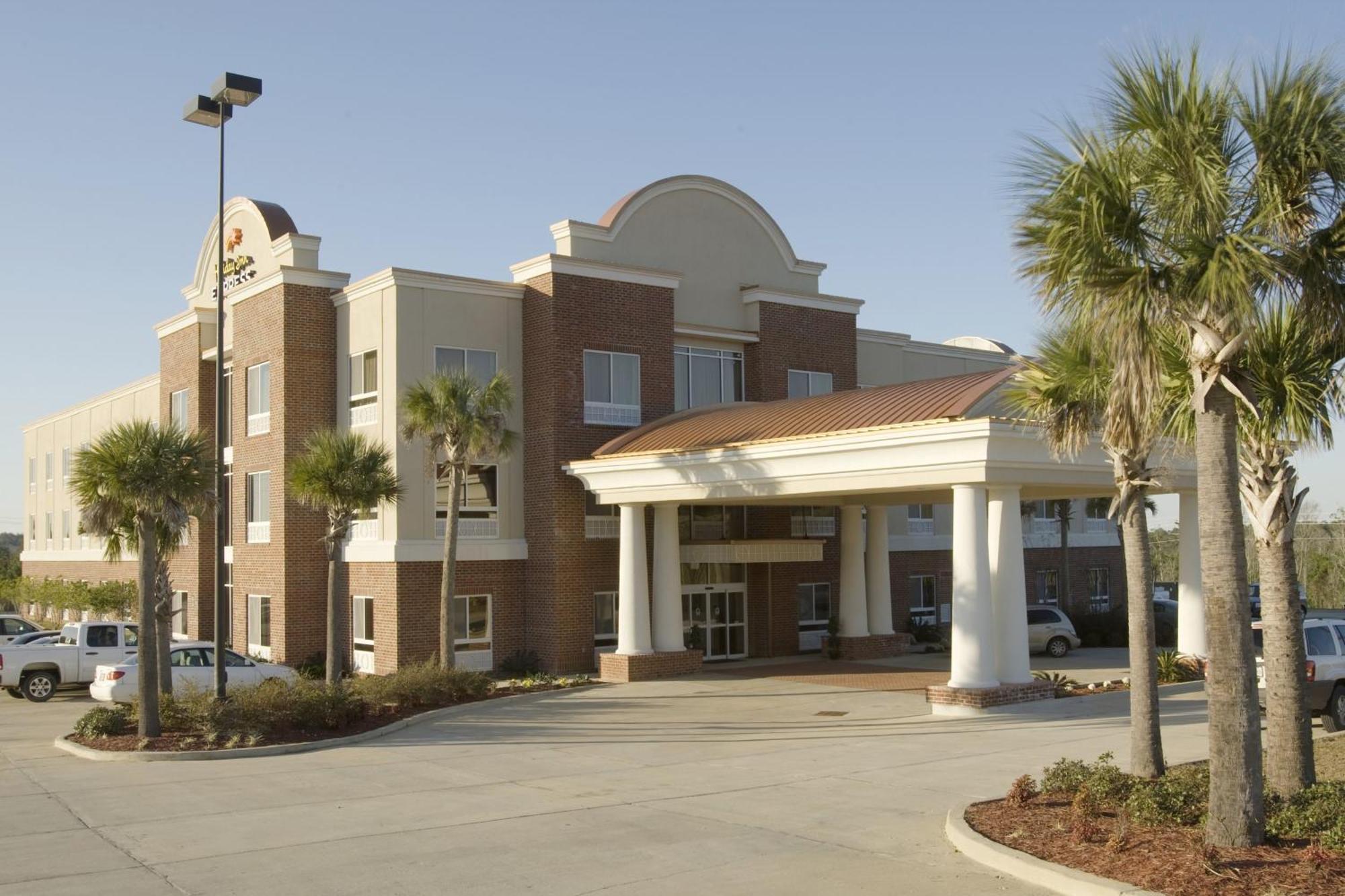 Holiday Inn Express Hotel & Suites Lucedale By Ihg Exteriér fotografie
